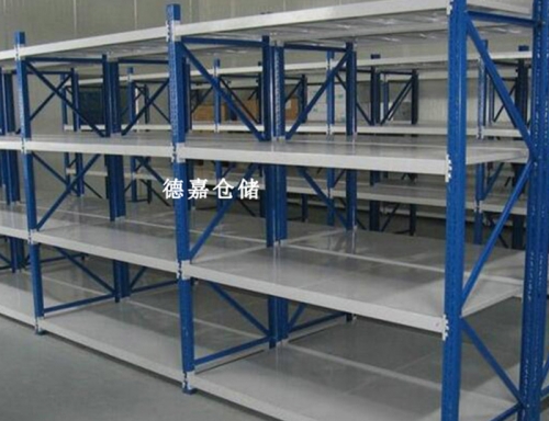 山東中型貨架廠家